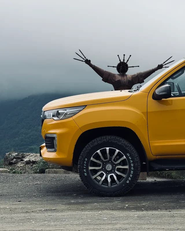 Пчёла — миниатюра 2